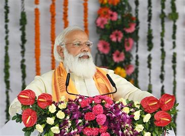 PM inaugurates and lays foundation stone of various development projects in Varanasi