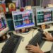 Sensex down 656 Points at 60,099, Nifty ends at 17,938