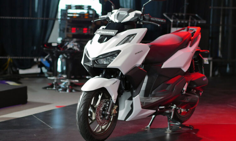 Honda Vario 160cc scooter launched