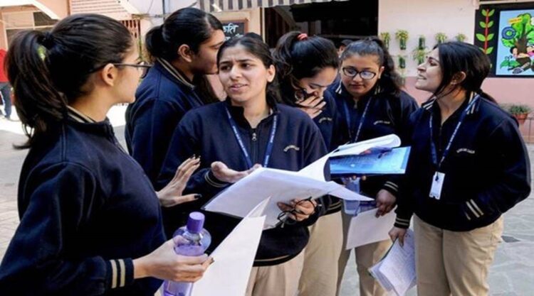 Students urge SC to ‘Cancel offline exams’ as they wait for CBSE term I result