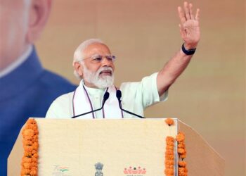 PM addresses Gujarat Panchayat Mahasammelan in Ahmedabad
