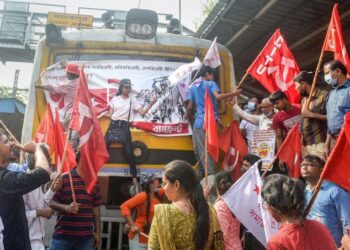 Bharat Bandh day 1: Kerala, Bengal, Punjab, Delhi among others see impact