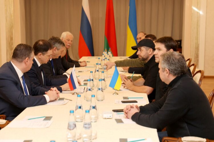 Russia, Ukraine Start New Round Of Peace Talks