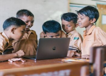 World Bank join hands with 11,000 teachers to provide internet access for every school in India, abroad T