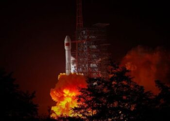 China Launches Zhongxing-6D Satellite