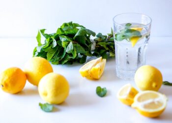 Simple summertime tips for beating the heat and avoiding dehydration