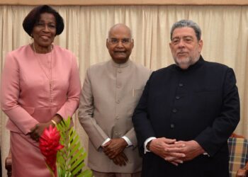 President of India in Saint Vincent and the Grenadines; meets political leadership of Saint Vincent and Grenadines