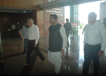 Shri Dharmendra Pradhan visits IISER Pune, inaugurates a slew of facilities