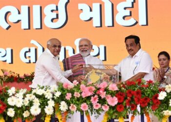 PM visits Matushri K.D.P. Multispeciality Hospital in Atkot, Rajkot
