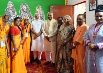 PM addresses public function at Paraunkh village, Kanpur