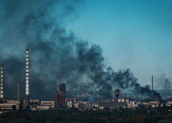 Russia -Ukraine War: Thousands Of Civilians Stuck In Key Ukrainian City