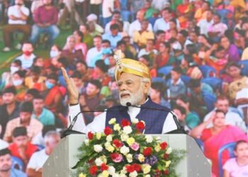 PM inaugurates and lays the foundation stone of multiple rail and road infrastructure projects worth over Rs 27000 crore in Bengaluru