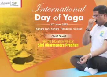 Shri Dharmendra Pradhan participates in IDY 2022 programme at Kangra fort in Himachal Pradesh
