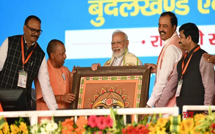PM Modi inaugurates Bundelkhand Expressway in Uttar Pradesh's Jalaun