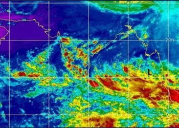 Cyclone To Reach West Bengal-Bangladesh Coasts On October 25,skirting Odisha coast