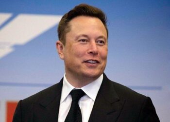 Musk says Twitter will limit how many tweets users can read