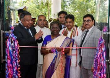 President of India in Tripura; Inaugurates/Lays foundation stones for various projects for strengthening the connectivity, education sector