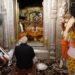 M performs darshan and pooja at Badrinath Dham in Uttarakhand