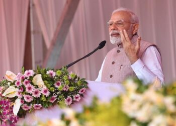 PM lays foundation stone and dedicates to nation projects worth around Rs. 860 crores in Jambughoda, Gujarat