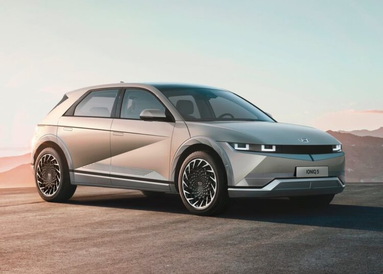 Hyundai Ioniq 5 EV bookings open: Launch at Auto Expo 2023