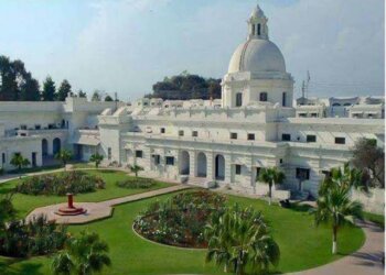 IIT Roorkee introduces new curriculum for BTech, BArch, BS, Integrated MTech programmes