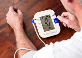 The amount of risk of stroke in patients with high blood pressure and diabetes may decrease as people age, a new study has shown. According to the study published online in the Journal Neurology, high blood pressure and diabetes are two important risk factors for stroke that can be managed by medication, decreasing a person’s risk of having a stroke.