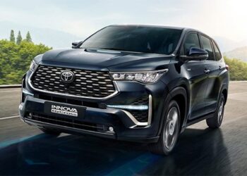 Toyota Innova HyCross launched In India; Price Starts At Rs 18.30 Lakh. Check Details Here