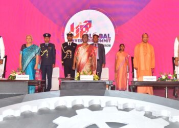 President of India addresses the valedictory session of UP Global Investors Summit-2023