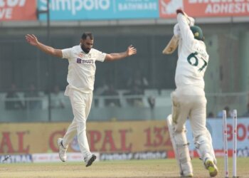 2nd Test, Day 1: Rohit, Rahul Remain Unbeaten At Stumps After Shami Four-Fer Bowls Out Australia For 263