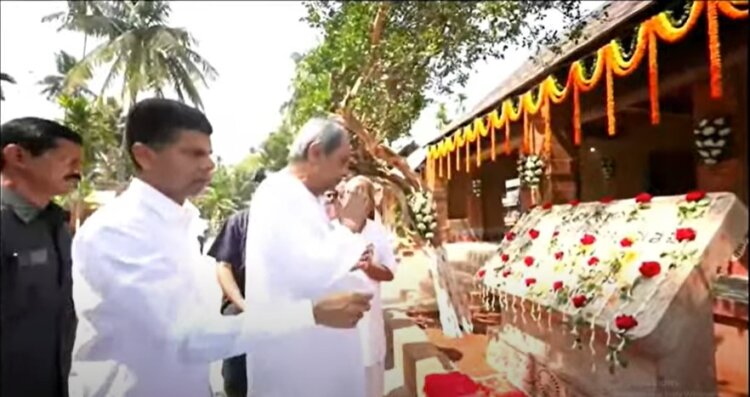 Odisha CM Dedicates Suando Peeth, Museum At Birthplace Of Utkalmani Gopabandhu Das, To Nation