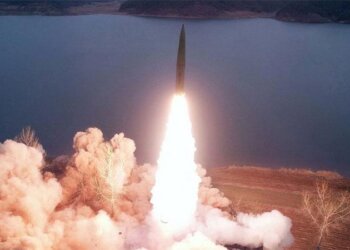 N.Korea Fires Missile Ahead Of S.Korea-Japan Summit