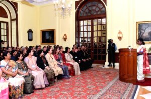 STATE CIVIL SERVICES OFFICERS CALL ON THE PRESIDENT