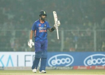 IND v AUS 1st ODI: KL Rahul’s Brilliant Knock Guides India To Victory After Shami, Siraj Triple Strikes