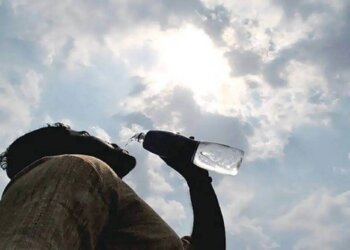 Dehydration:Know how to manage stomach and respiratory issues during heatwave