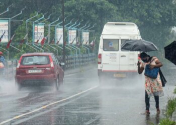 IMD Issues Heavy Rain Alerts For Odisha as Low-Pressure Persists Over BoB