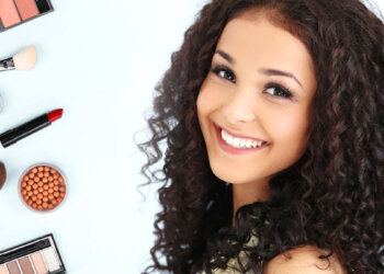 Monsoon makeup guide: essential tips to enhance your rainy season beauty