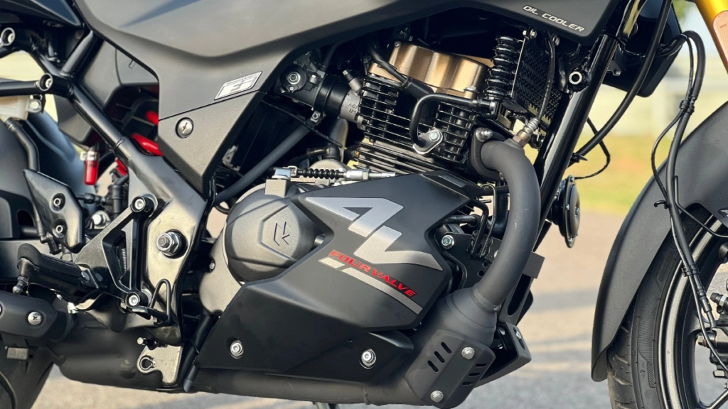 2023 Hero Xtreme 160R 4V vs Bajaj Pulsar N160: Price, Specs