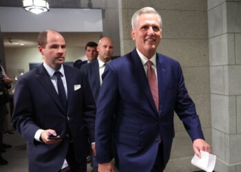 US House Overwhelmingly Passes Debt Ceiling Bill