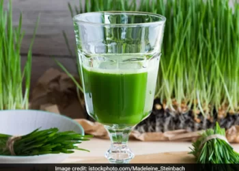 Benefits of Wheatgrass juice; Liver detox to managing Diabetes