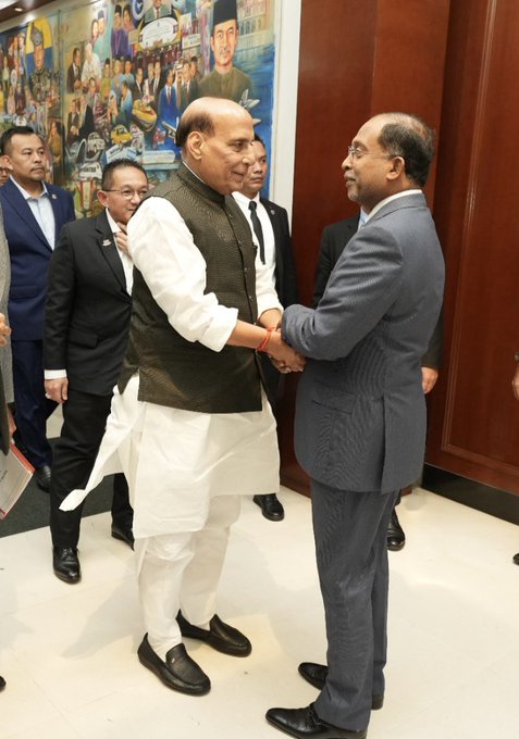 Shri Rajnath Singh also met with the Minister of Foreign Affairs of Malaysia Dato’ Seri Diraja Dr Zambry Abd Kadir