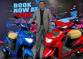 Lectrix LXS G2.0 & 3.0 e-scooters launched: Claims up to 105 km range