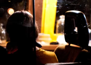 Brazilian Girl Dies Waving to Friends on School Bus