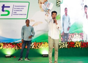 5T Secy Visits Puri District, Reviews Various Devpt Works