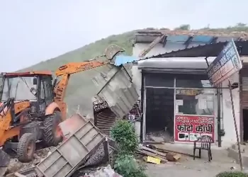 2 Dozen Medical Stores Razed On Day 3 Of Bulldozer Action In Violence-Hit Nuh