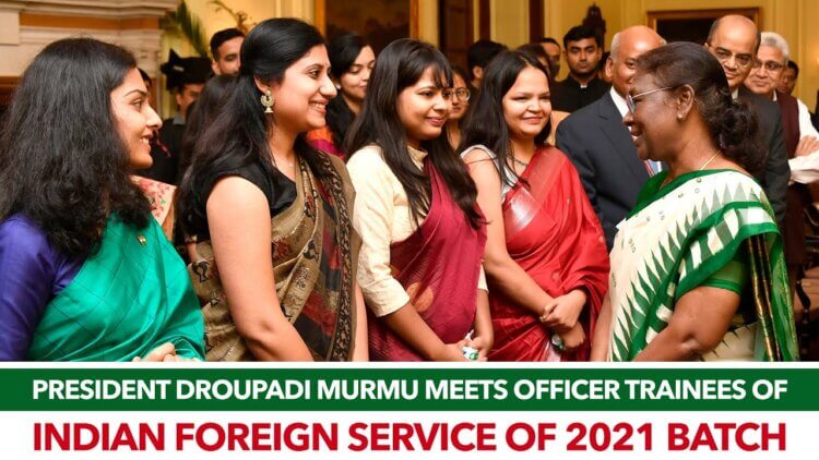 PROBATIONERS OF INDIAN FOREIGN SERVICE CALL ON THE PRESIDENT