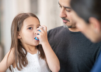 Prevent Kids' Lung Infections During Weather Change