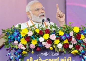PM inaugurates, dedicates to the nation and lays foundation stone for projects worth around Rs 5800 crores in Mehsana, Gujarat