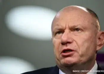 Russia's Wealthiest Man Challenges UK Divorce Claim