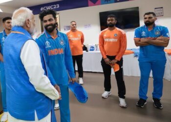 PM Modi Boosts Indian Team Spirits After World Cup Final Loss