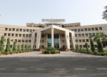 IIM Lucknow invites applications for 2-year MBA for working professionals; register before November 20